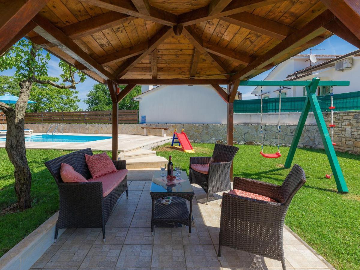 Holiday Home Nikolina - Roj412 By Interhome Sveti Petar u Sumi Екстериор снимка
